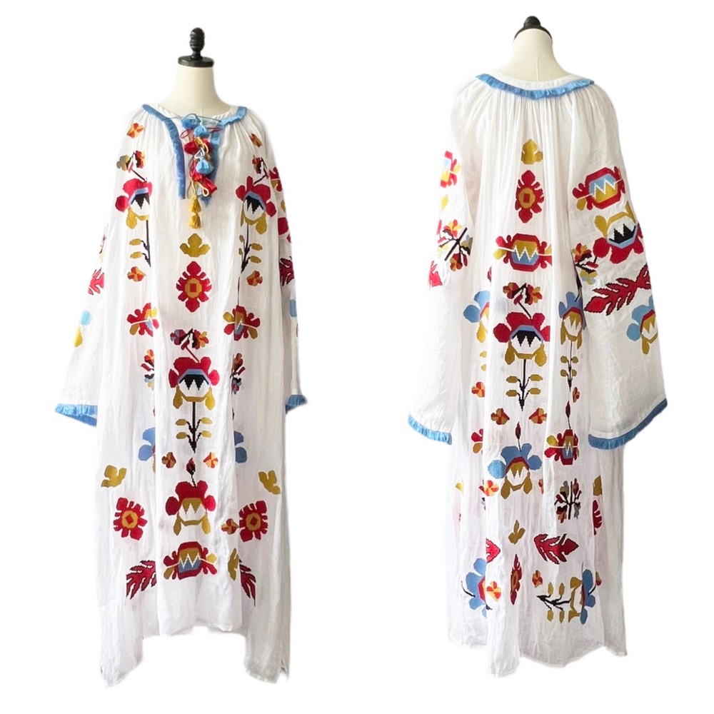 March 11 Astrid Ukraine Vyshyvanka Linen Kaftan Dress | Oversized (SMALL)